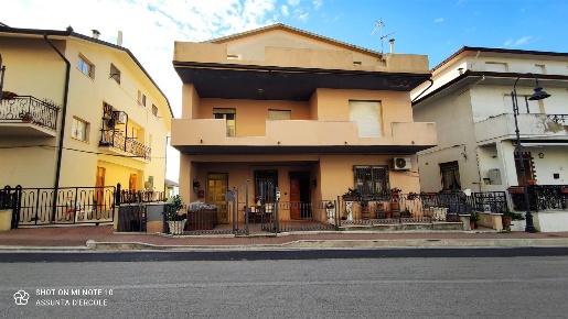 Foto Appartamento a Lentella di 127 m² con 4 locali in vendita