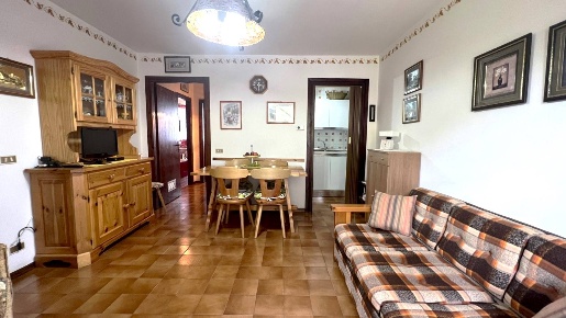 Foto Appartamento in Via Val Fabiolo, Tartano di 46 m² con 4 locali
