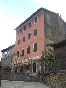 Foto Appartamento a Isolabona di 83 m² con 5 locali in vendita