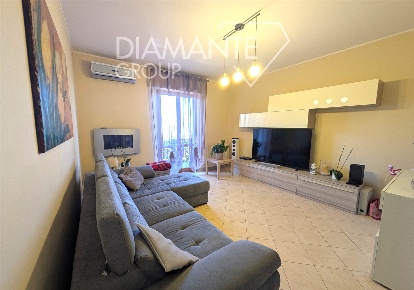 Foto Appartamento a Paciano Centro di 120 m² con 5 locali in vendita
