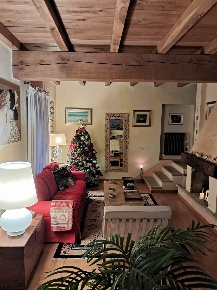 Foto Villa unifamiliare in Via Musigliano, Gremiasco di 173 m² con 5 locali