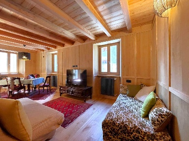 Foto Appartamento a Gerola Alta Centro di 81 m² con 3 locali in affitto