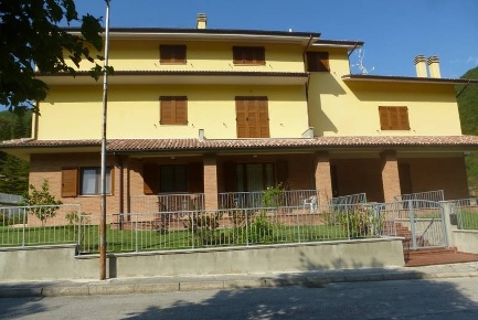 Foto Appartamento a Sefro Centro di 82 m² con 3 locali in vendita