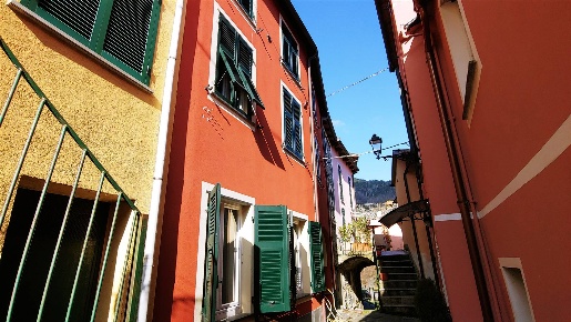 Foto Appartamento in Via C.Colombo, Carrodano di 98 m² con 4 locali