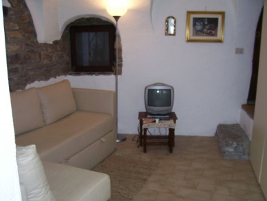 Foto Appartamento in VIA ANGELI, Apricale di 38 m² con 3 locali in vendita