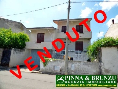 Foto Villa unifamiliare in VIA GRAZIA DELEDDA 23, Tramatza di 133 m²