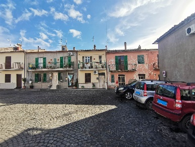 Foto Appartamento a Arlena di Castro di 70 m² con 4 locali in vendita