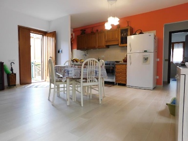 Foto Appartamento a Paciano di 170 m² con 6 locali in vendita