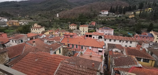 Foto Appartamento in Borgomaro, Borgomaro Centro di 150 m² con 6 locali