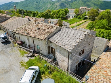 Foto Appartamento a Santo Stefano di Sessanio di 77 m² con 3 locali