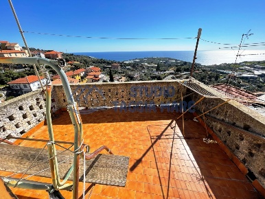 Foto Appartamento in Via Don Francesco Lombardi 6, Terzorio di 150 m²