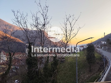 Foto Appartamento in Via Picco 7, Adrara San Rocco di 120 m² con 5 locali