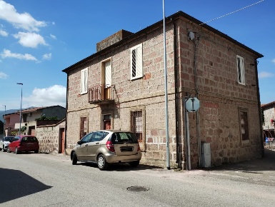 Foto Villa singola in Via Romana, Fordongianus di 204 m² con 9 locali