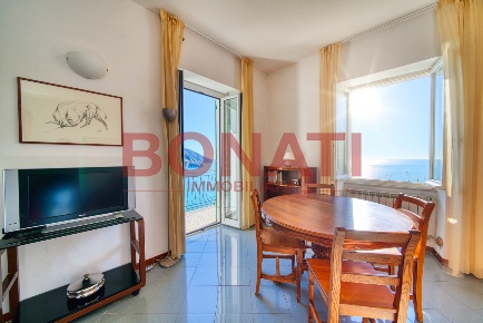 Foto Appartamento a Vernazza Corniglia di 73 m² con 4 locali in vendita