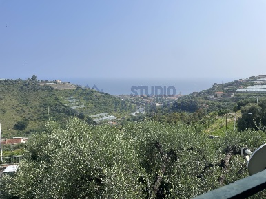 Foto Appartamento in via mazzini, Pompeiana Centro di 65 m² con 3 locali