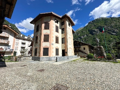 Foto Appartamento in Riva Valdobbia Piazza IV Novembre  7, Alagna Valsesia