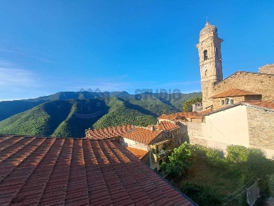 Foto Appartamento in Via Burche, Molini di Triora Andagna di 75 m²