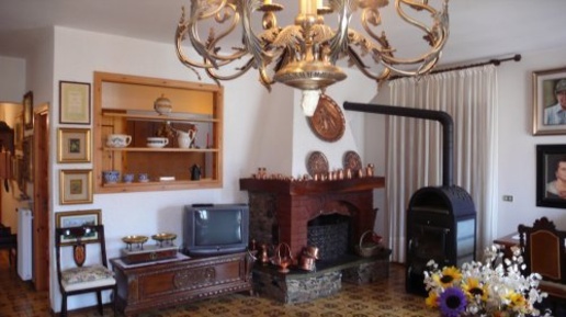 Foto Appartamento a Urbe Centro di 90 m² con 6 locali in vendita