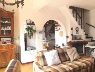 Foto Appartamento a Urbe Ciazzadonne di 100 m² con 6 locali in vendita