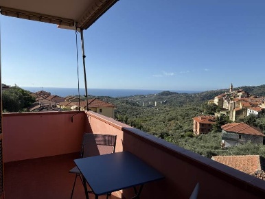 Foto Appartamento in Via Imperia, Civezza di 45 m² con 2 locali in vendita