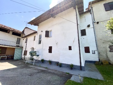Foto Appartamento in Via XX Settembre 220, Niella Tanaro di 162 m²