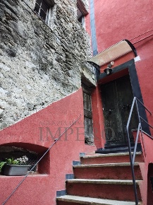 Foto Appartamento in Via Gelso, Isolabona di 100 m² con 5 locali in vendita