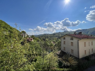 Foto Appartamento a Urbe San Pietro D'olba di 100 m² con 5 locali