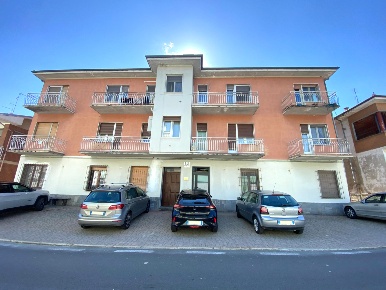 Foto Appartamento in SP661 16, Monchiero di 80 m² con 4 locali in vendita