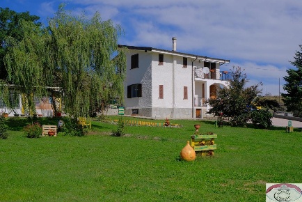 Foto Villa unifamiliare in Battaglia 56, Mioglia di 278 m² con 11 locali