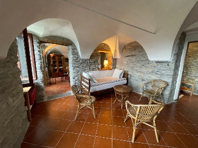 Foto Appartamento in Via Novelli, Prelà di 122 m² con 5 locali in vendita