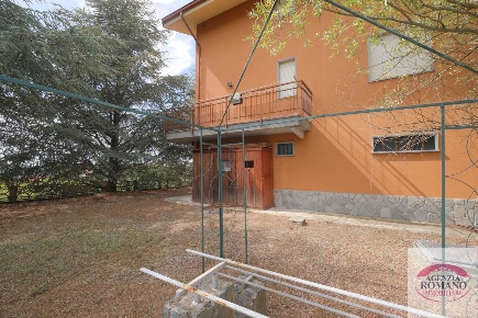 Foto Case semi ndipendenti in Toleto Aberghino, Ponzone di 148 m²