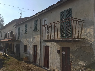 Foto Appartamento a Spigno Monferrato Centro di 143 m² con 10 locali