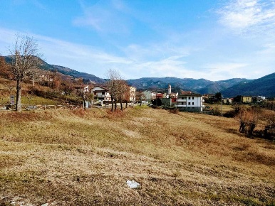 Foto Appartamento in Coli, Coli di 80 m² con 5 locali in vendita