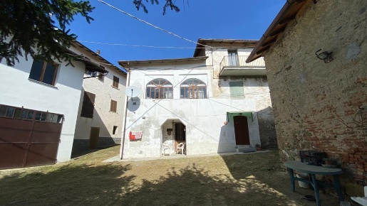 Foto Appartamento in loc valla 10, Pareto di 101 m² con 5 locali in vendita