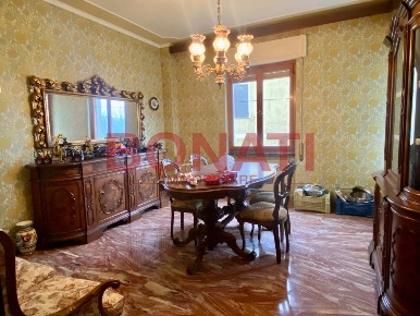 Foto Appartamento a Borghetto di Vara Centro di 190 m² con 5 locali