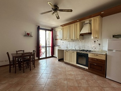 Foto Appartamento in Via Villa 130, Besenzone Centro di 80 m² con 3 locali