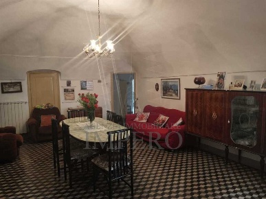 Foto Appartamento in piazza martiri, Isolabona di 160 m² con 5 locali