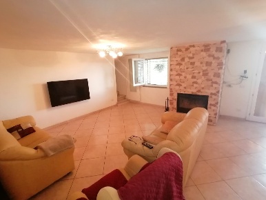 Foto Villa unifamiliare in VIA LIBERTA' 65, Torricella del Pizzo Centro