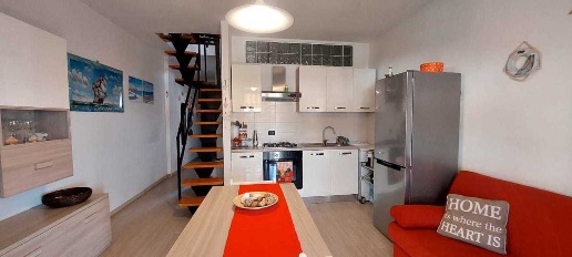 Foto Appartamento in Via Don Sasso, Civezza di 60 m² con 3 locali
