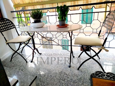 Foto Appartamento in Corso Lodovico Isnardi 5, Pigna Centro di 120 m²