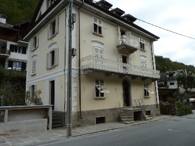 Foto Appartamento in Via Roma 6, Ceppo Morelli Centro di 70 m² con 3 locali