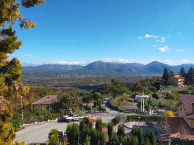 Foto Villa unifamiliare Vallinfreda di 415 m² con 5 locali in vendita
