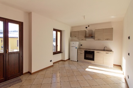 Foto Appartamento in Via Scotti 12, Laino di 90 m² con 3 locali in vendita