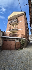 Foto Appartamento in Via Stefano Conte 20, Fenestrelle Centro di 65 m²