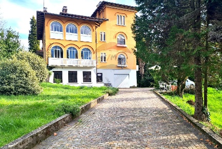 Foto Villa singola in VIA TRAVERSAGNA, Sostegno Centro di 1180 m²