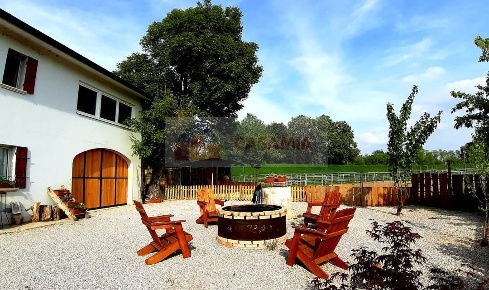 Foto Villa singola in portobuffolè, Portobuffolè di 170 m² con 7 locali