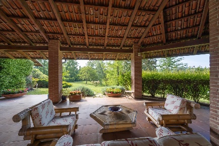 Foto Villa singola in Via Viale, Montafia di 680 m² con 13 locali