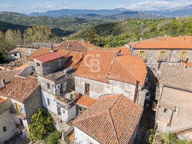 Foto Appartamento in Via dei Mille, Rutino di 151 m² con 6 locali