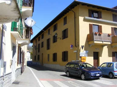 Foto Appartamento in Via Leto, Dorzano di 120 m² con 4 locali in vendita