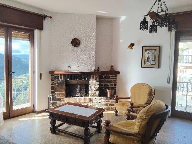 Foto Appartamento in via visitazione, Perinaldo di 100 m² con 5 locali